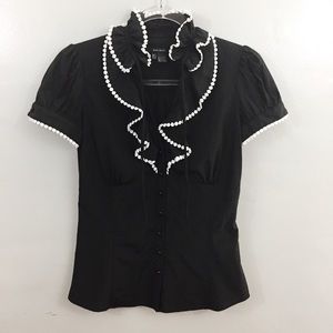Zara ruffle short sleeve blouse